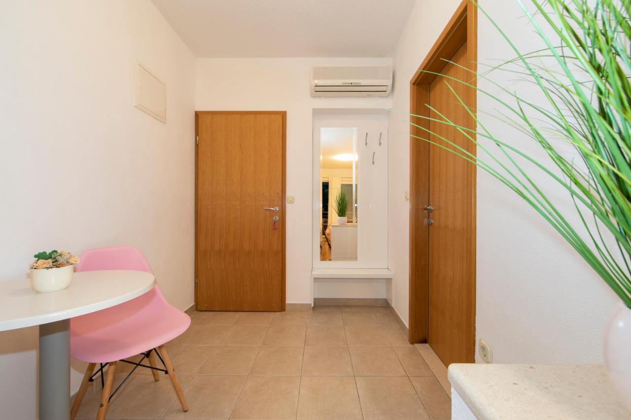 טוצפי Apartments Milana 2 מראה חיצוני תמונה